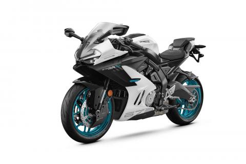 Motocykl CFMOTO 675SR-R