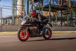 Motocykl CFMOTO 450SR-S Motocykl CFMOTO 450SR-S
