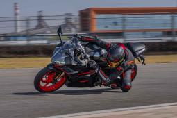 Motocykl CFMOTO 450SR-S Motocykl CFMOTO 450SR-S