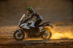 Motocykl CFMOTO 700MT Premium Motocykl CFMOTO 700MT Premium