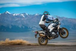Motocykl CFMOTO 700MT Adventure Motocykl CFMOTO 700MT Adventure